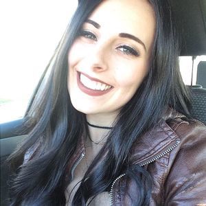 Meet your Posher, Karol-ann